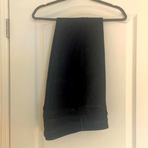 Eddie Bauer Dark Blue slightly curvy skinny leg jeans. Worn maybe three times!